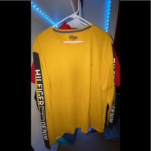 LARGE Mens Tommy Hilfiger yellow long sleeve shirt